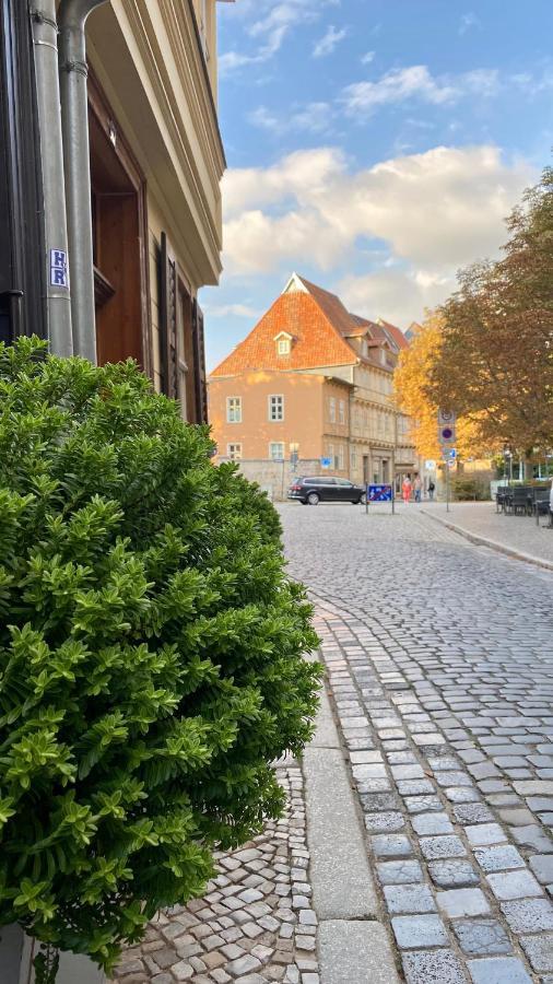 Helene Im Einzeldenkmal - Lange Gasse 29 *